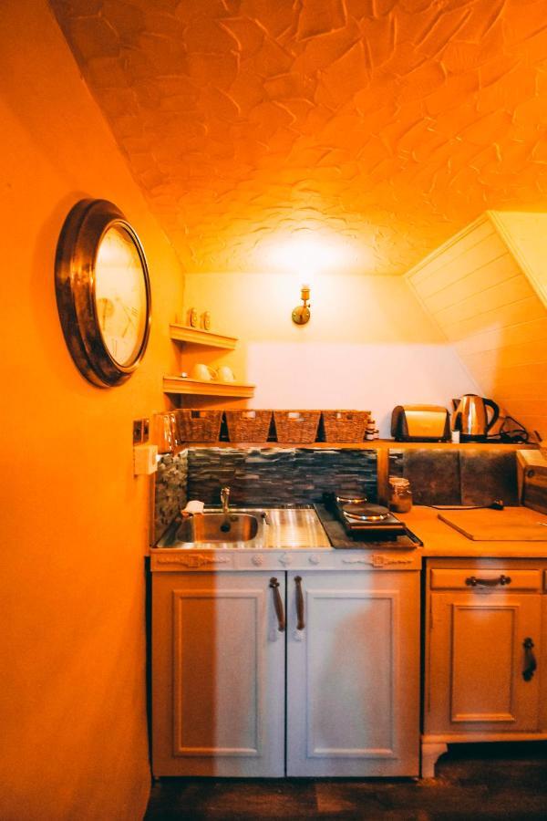 The Rookery Nook And Bronte Parsonage - Haworth Apartamento Exterior foto